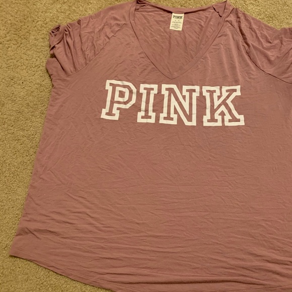 VS Shirt - Picture 1 of 3